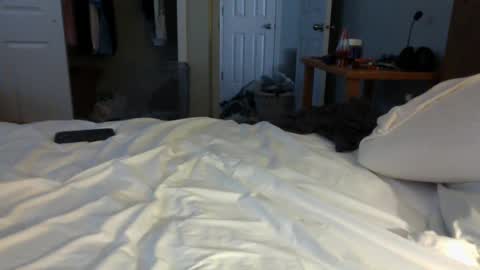 Snapshot of jwill10000 chatting on September 21, 9:38 pm J and Sugar snap pea online show from September 21, 9:38 pm