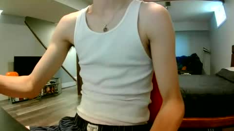 Snapshot of jwstanz chatting on July 2, 3:51 pm jwstanz online show from July 2, 3:51 pm