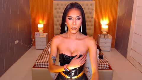 Snapshot of jynxocean chatting on February 4, 3:22 am Jynx online show from February 4, 3:22 am