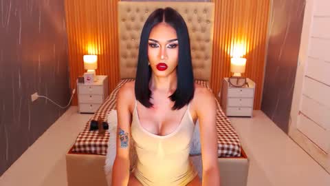 Snapshot of jynxocean chatting on February 13, 9:41 am Jynx online show from February 13, 9:41 am