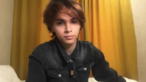 Snapshot of k0sta_32 chatting on December 26, 4:43 am k0sta online show from December 26, 4:43 am