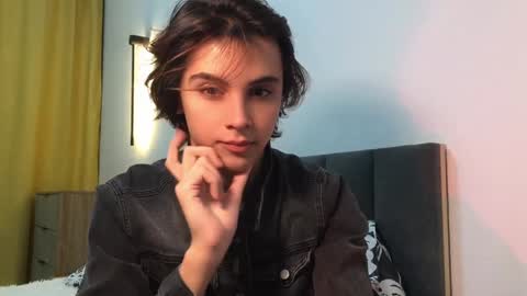 Snapshot of k0sta_32 chatting on January 17, 10:00 am k0sta online show from January 17, 10:00 am