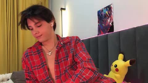 Snapshot of k0sta_32 chatting on February 24, 2:08 am k0sta online show from February 24, 2:08 am