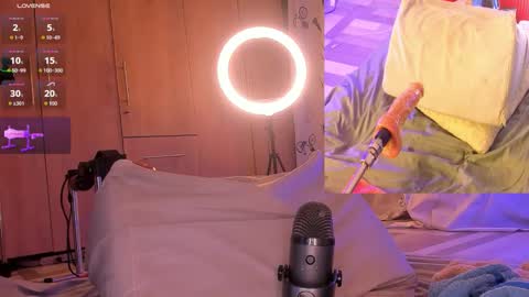 Snapshot of k4rolin chatting on February 25, 11:36 pm Karolin online show from February 25, 11:36 pm