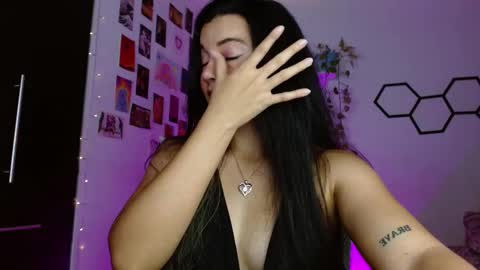 Snapshot of kablue_ chatting on February 14, 12:09 am IG kablue 1 online show from February 14, 12:09 am