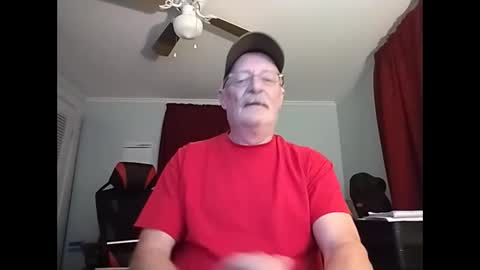 kabriggs136 online show from December 3, 2:25 am