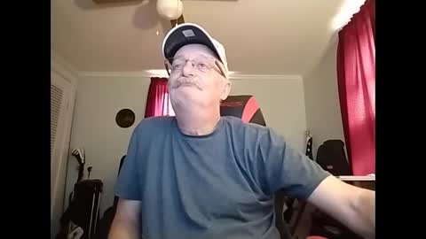 kabriggs136 online show from February 22, 9:04 pm