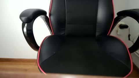 Snapshot of kacperbig98 chatting on December 20, 4:52 am kacperbig98 online show from December 20, 4:52 am