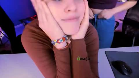 kaela_spell_ online show from March 6, 9:50 am