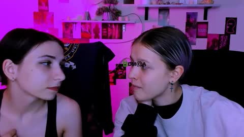 kaela_spell_ online show from March 19, 9:46 am