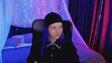 Snapshot of kaela_spell_ chatting on June 2, 1:07 am kaela_spell_ online show from June 2, 1:07 am