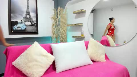 Snapshot of kagomme_h chatting on October 18, 9:32 am Antonella online show from October 18, 9:32 am