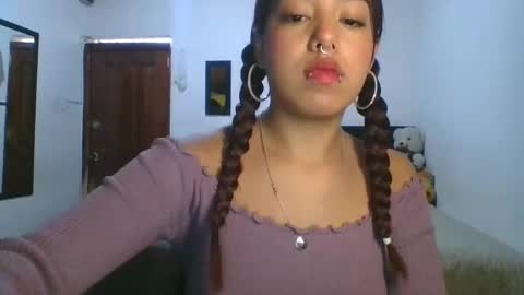 Snapshot of kahelipurple chatting on December 13, 8:58 pm KAHELIINDEPENDENT MODEL online show from December 13, 8:58 pm