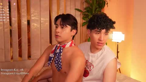 Snapshot of kai_zarek chatting on October 6, 10:56 am Kai online show from October 6, 10:56 am