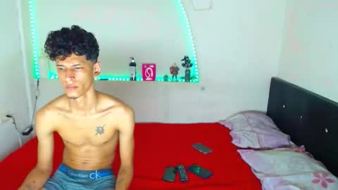 Snapshot of kaiborman00 chatting on February 24, 2:53 am KAI LIAM online show from February 24, 2:53 am