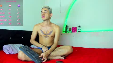 Snapshot of kaiborman00 chatting on March 7, 3:14 am KAI LIAM online show from March 7, 3:14 am