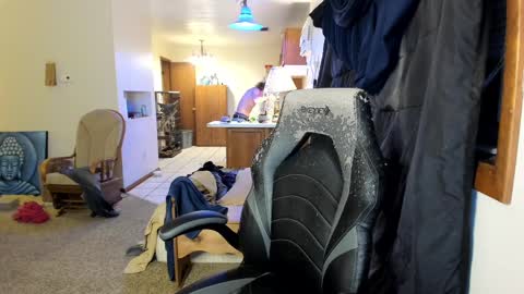 Kaiku77 online show from October 4, 4:43 am