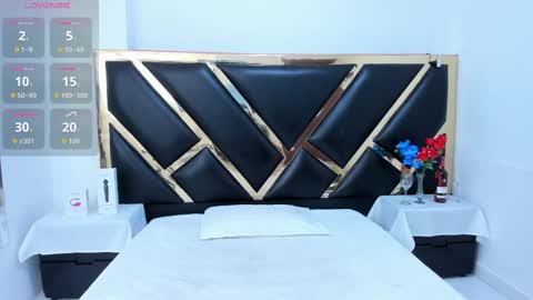 kelly online show from September 11, 11:21 am