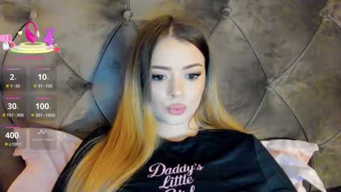 Kailyn online show from October 11, 6:50 pm