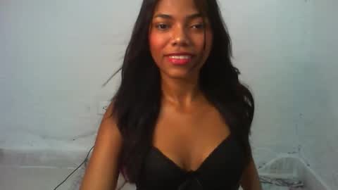 kailyn_ross online show from May 20, 2:07 am