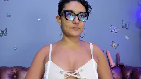 kaira_mosse_ online show from October 15, 10:15 am