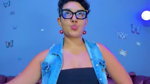 kaira_mosse_ online show from January 16, 11:47 am