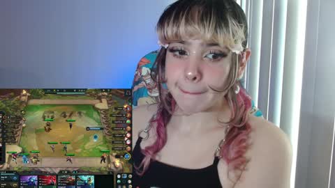 Snapshot of kairilovescumm chatting on December 21, 11:34 pm Kairi online show from December 21, 11:34 pm