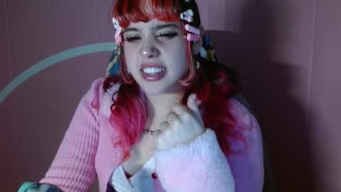 Snapshot of kairilovescumm chatting on February 14, 7:02 pm Kairi online show from February 14, 7:02 pm