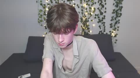 Snapshot of kaislutx chatting on October 14, 8:09 pm slutkai online show from October 14, 8:09 pm