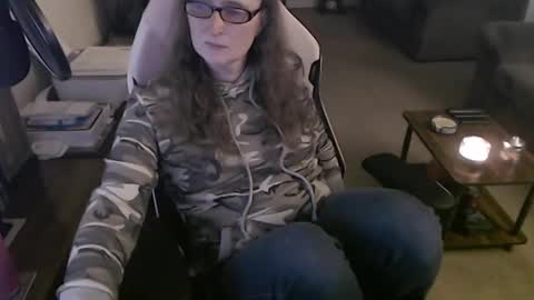 Snapshot of kait331 chatting on January 7, 1:06 am Camprincess331 online show from January 7, 1:06 am