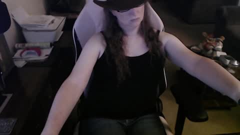 Snapshot of kait331 chatting on September 27, 1:21 am Camprincess331 online show from September 27, 1:21 am