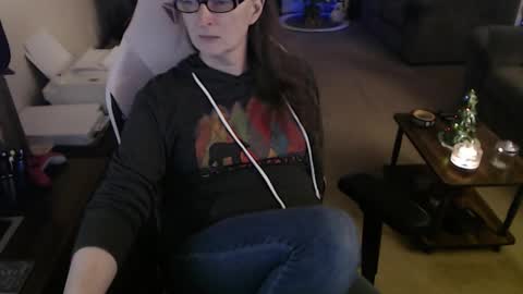 Camprincess331 online show from December 4, 2:54 am