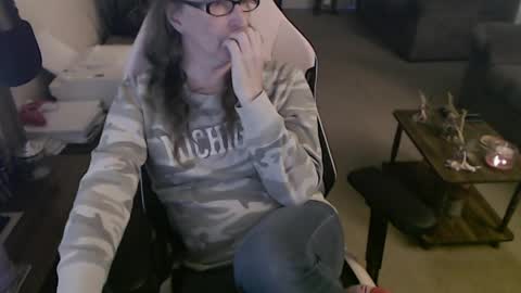 Camprincess331 online show from May 2, 12:37 am