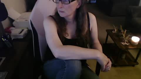 Snapshot of kait331 chatting on June 28, 1:11 am Camprincess331 online show from June 28, 1:11 am