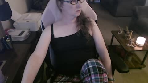 Snapshot of kait331 chatting on July 21, 1:08 am Camprincess331 online show from July 21, 1:08 am