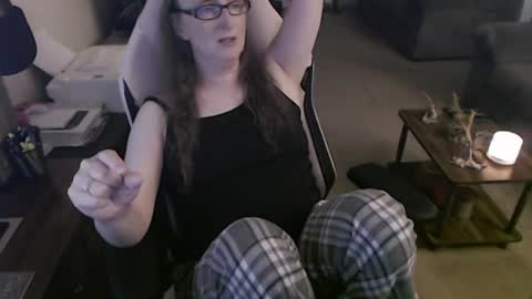 Snapshot of kait331 chatting on July 24, 1:25 am Camprincess331 online show from July 24, 1:25 am