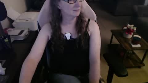 Snapshot of kait331 chatting on August 3, 1:15 am Camprincess331 online show from August 3, 1:15 am