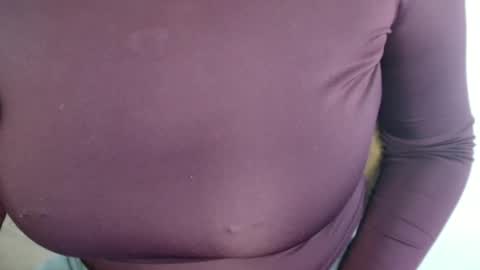 Kaitlin online show from April 25, 2:47 pm