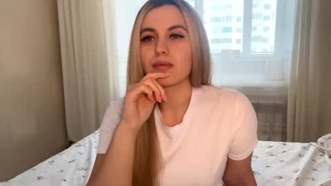 Kate online show from November 27, 5:31 am