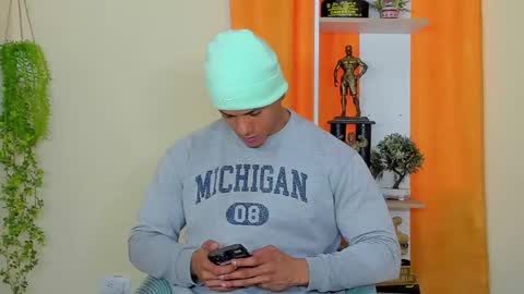 Snapshot of kale_tomson chatting on December 3, 12:27 pm kale thomson online show from December 3, 12:27 pm