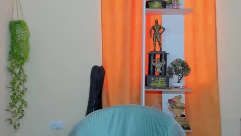 Snapshot of kale_tomson chatting on December 5, 2:44 pm kale thomson online show from December 5, 2:44 pm