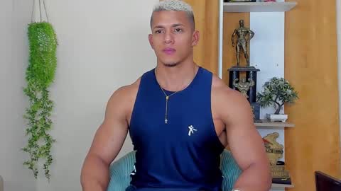 Snapshot of kale_tomson chatting on December 13, 11:39 pm kale thomson online show from December 13, 11:39 pm