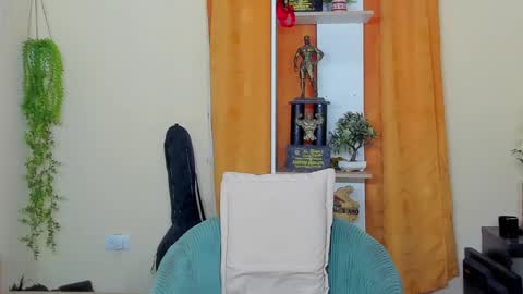 Snapshot of kale_tomson chatting on February 6, 7:40 pm kale thomson online show from February 6, 7:40 pm