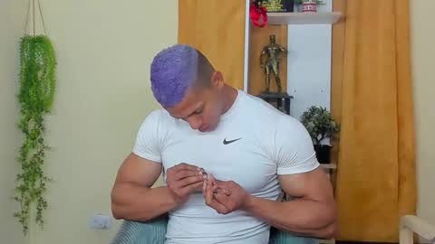 Snapshot of kale_tomson chatting on February 20, 4:28 am kale thomson online show from February 20, 4:28 am