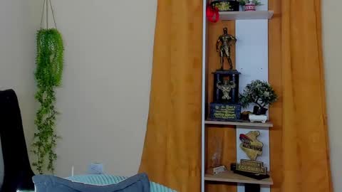 Snapshot of kale_tomson chatting on March 8, 11:07 pm kale thomson online show from March 8, 11:07 pm