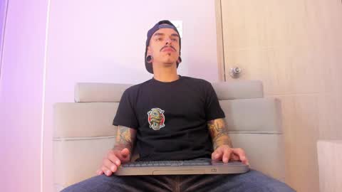 Kale online show from October 7, 11:07 am