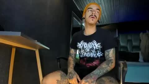 Snapshot of kaletattoos chatting on June 23, 11:30 am Kale online show from June 23, 11:30 am