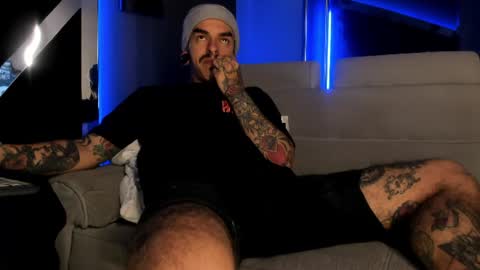 Snapshot of kaletattoos chatting on July 27, 11:39 am Kale online show from July 27, 11:39 am