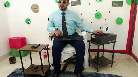 Snapshot of kalethbigdick88 chatting on July 25, 7:06 am Kaleth online show from July 25, 7:06 am