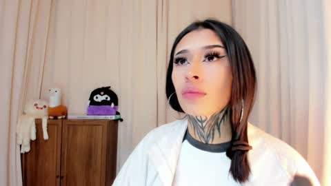 Snapshot of kali_ka chatting on December 28, 8:15 pm Kali Ka Please help me with your thumbs up its important dont forget my birthday on October 26 online show from December 28, 8:15 pm